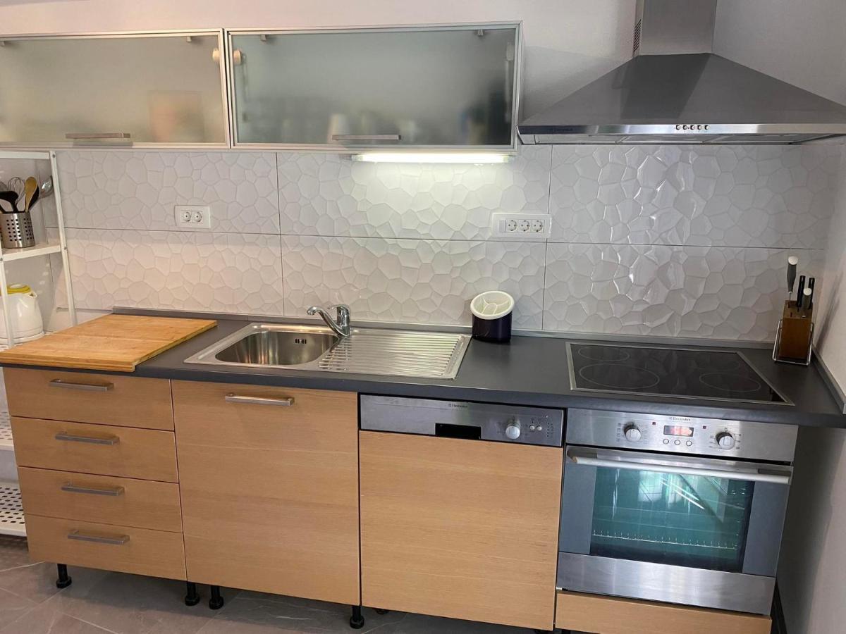 Terrace Apartment Хвар Экстерьер фото