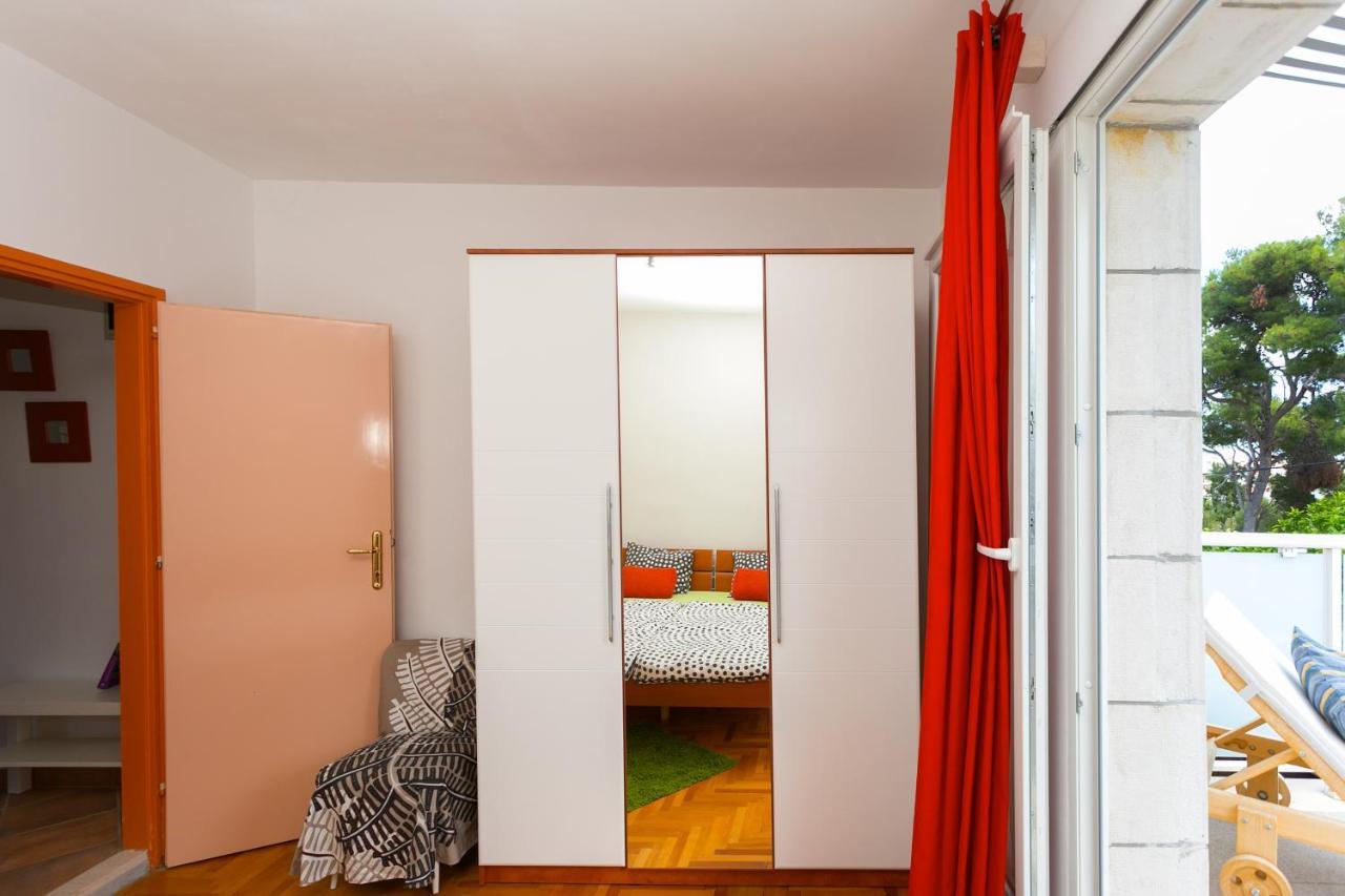 Terrace Apartment Хвар Экстерьер фото