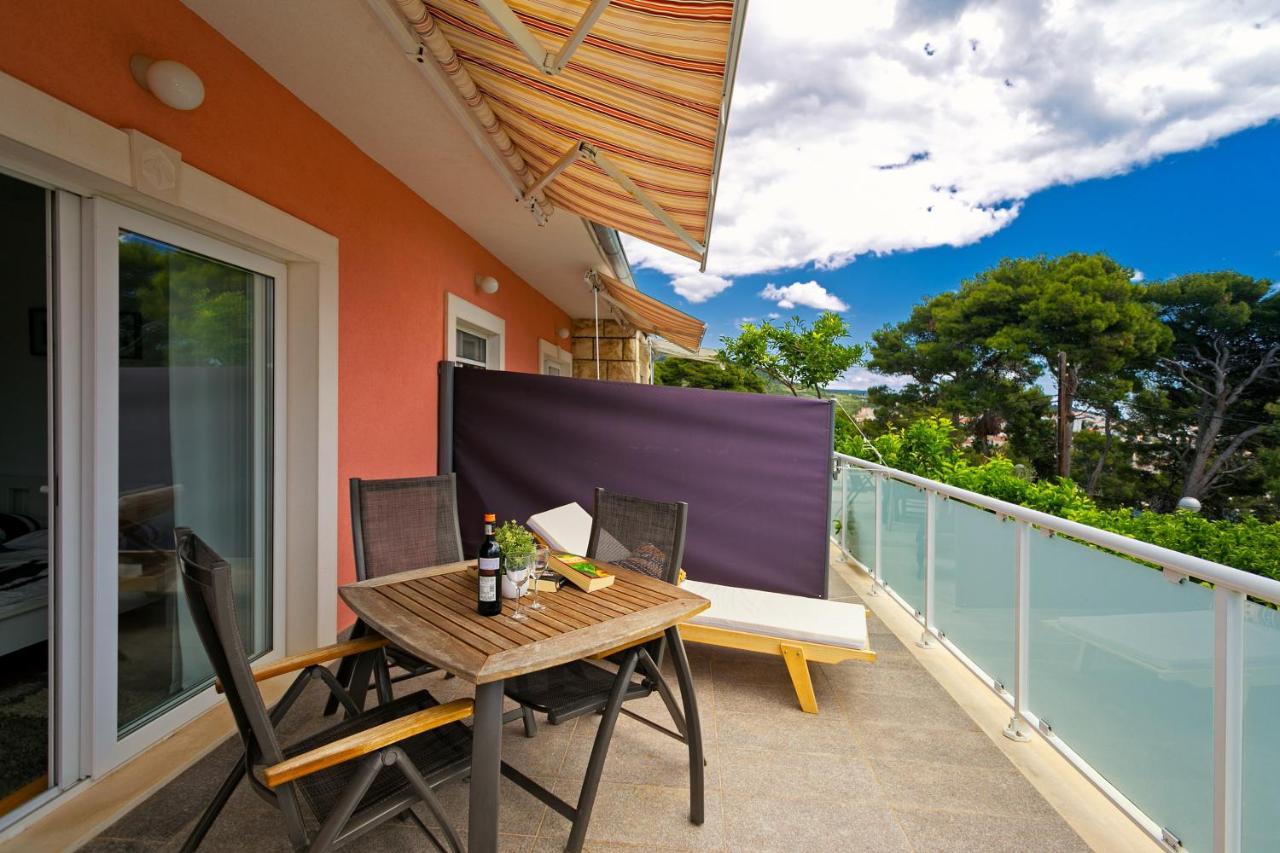 Terrace Apartment Хвар Экстерьер фото